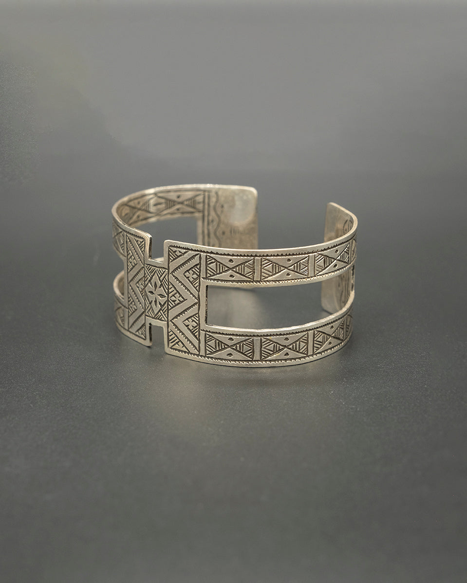 Petite Engraved Tuareg - Image 2
