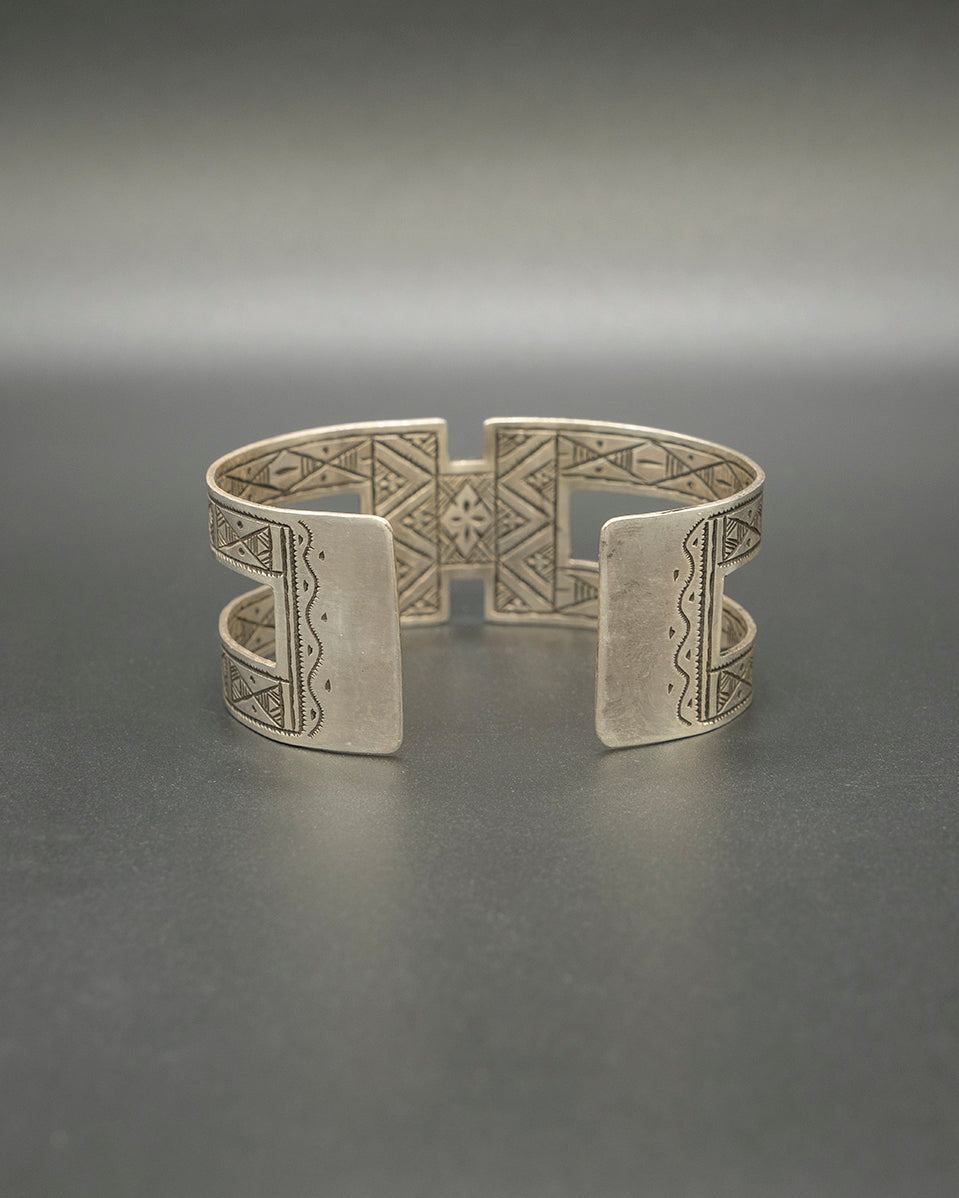 Petite Engraved Tuareg - Image 3